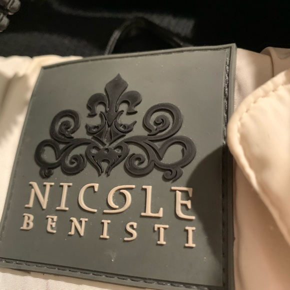 Jacket - Picture 4 of 4